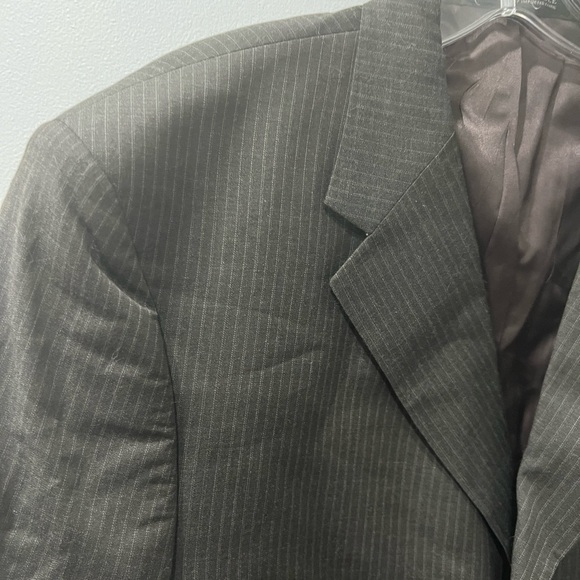 Kenneth Cole grey striped pants suit coat and pants size 44R - Picture 2 of 11